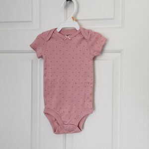5/$10 child of mine by carters short sleeve onesie size 3-6 m